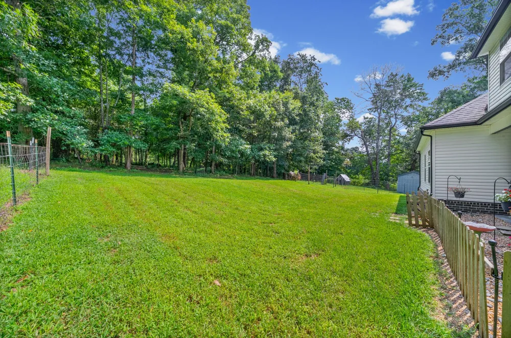 1663 Southside Rd Southside, TN 37171