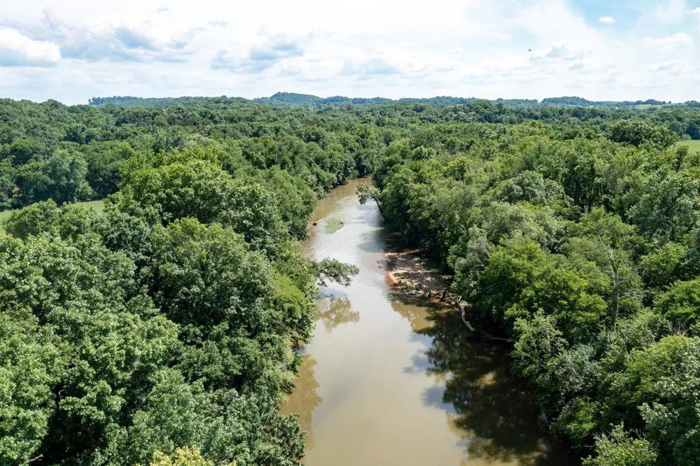 30 Three Forks Bridge Rd Wartrace, TN 37183