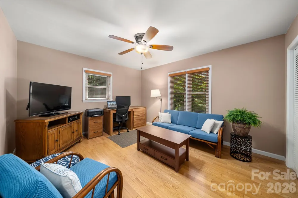 10 Surrey Run Hendersonville, NC 28791