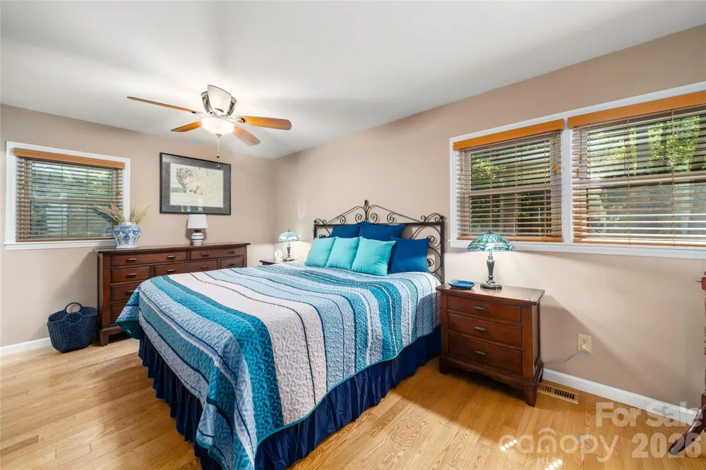 10 Surrey Run Hendersonville, NC 28791