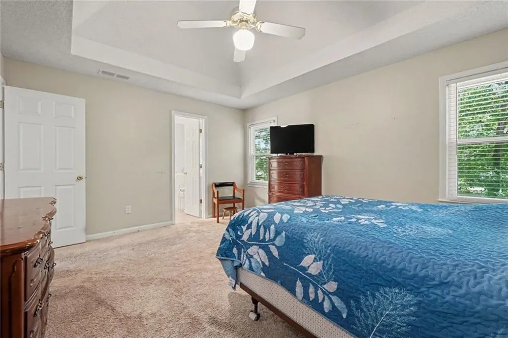 996 Miles Court Powder Springs, GA 30127