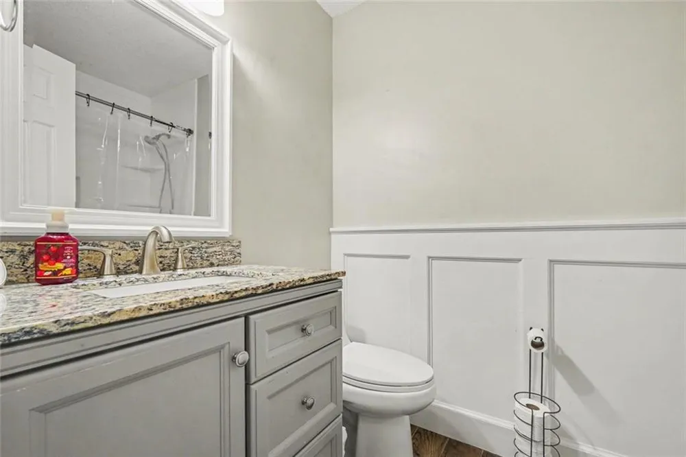 996 Miles Court Powder Springs, GA 30127