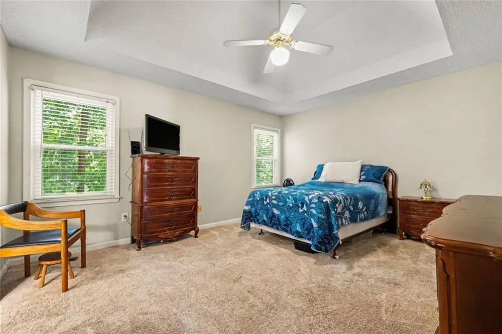996 Miles Court Powder Springs, GA 30127