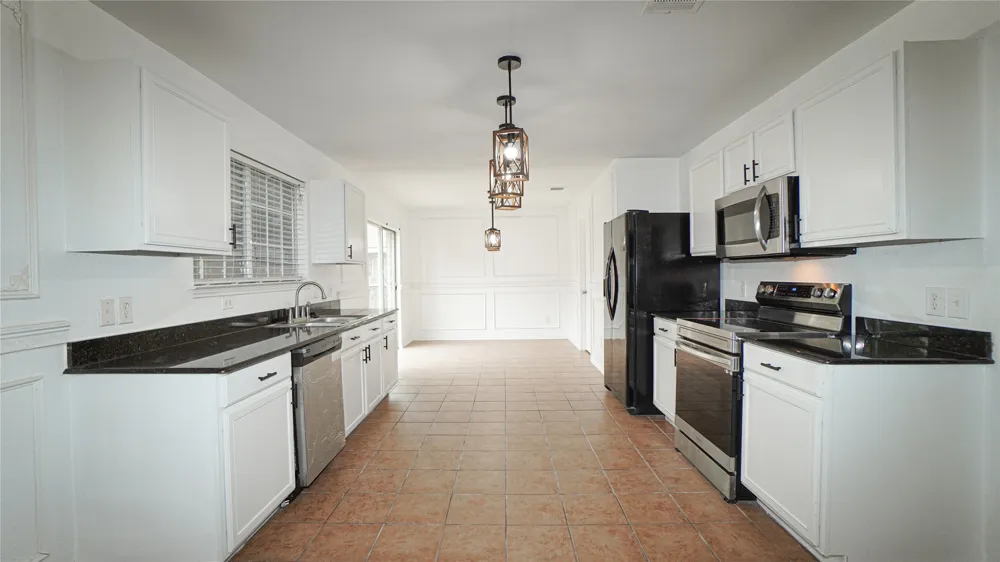 4006 Collin Court Heartland, TX 75126