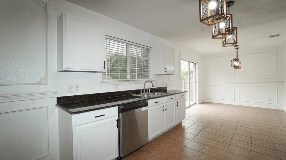 4006 Collin Court Heartland, TX 75126