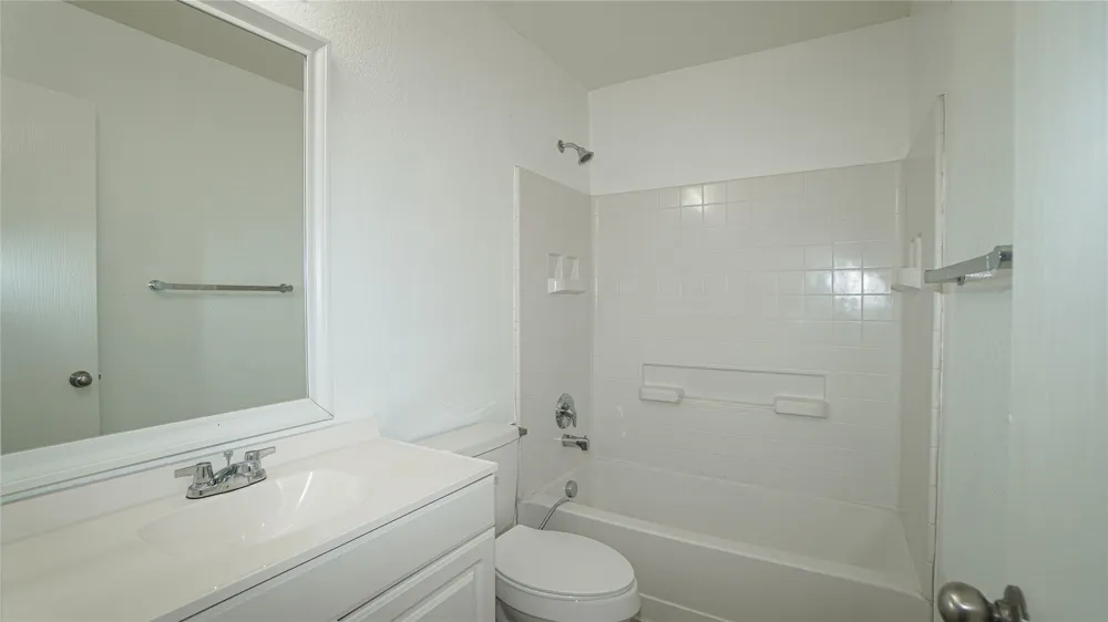 4006 Collin Court Heartland, TX 75126