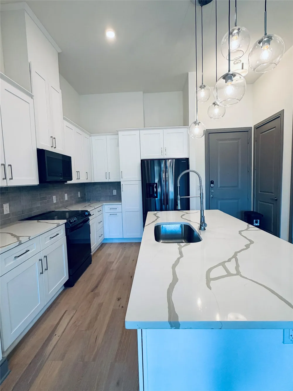 2700 Old Denton Road #1043 Carrollton, TX 75007