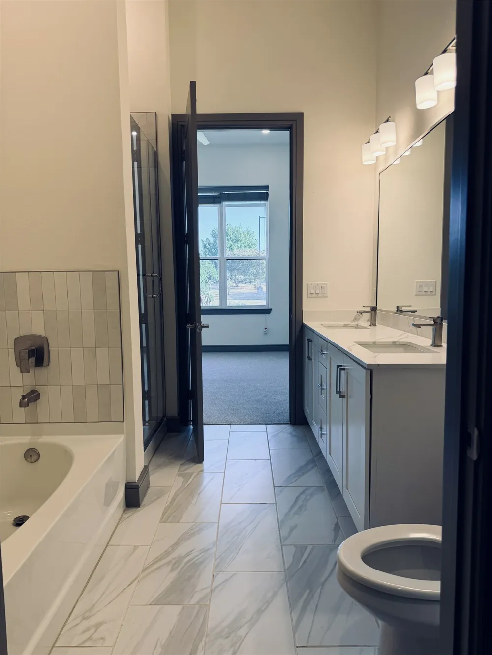2700 Old Denton Road #1043 Carrollton, TX 75007