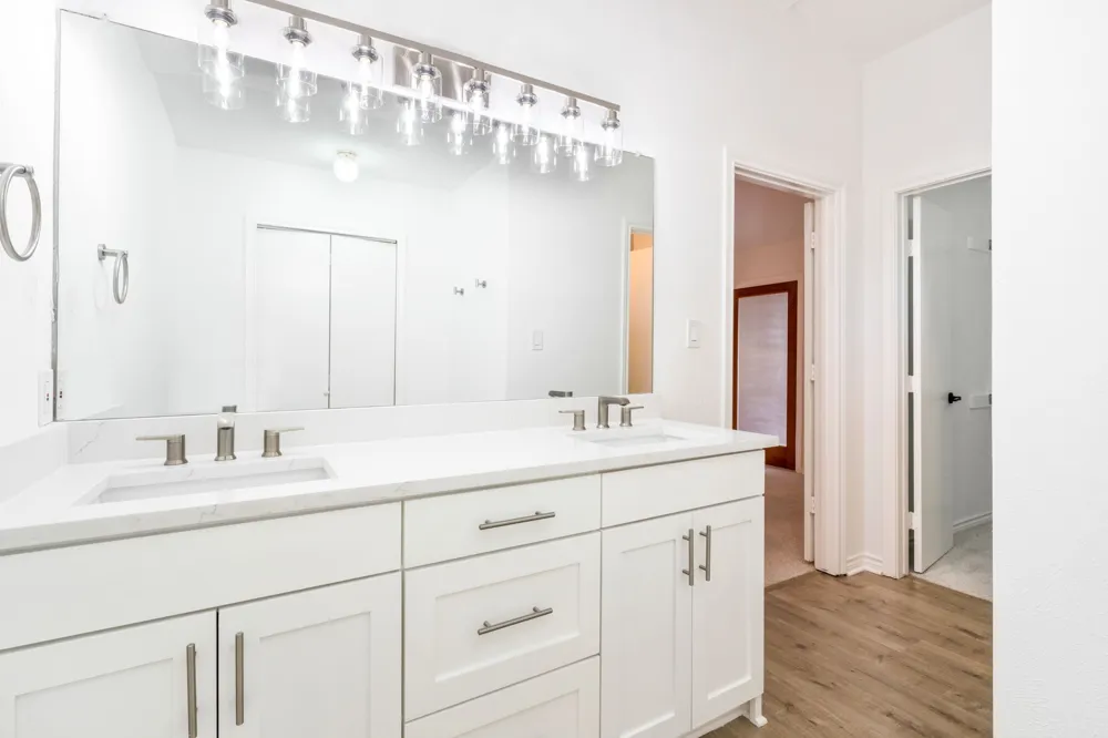 3105 Roundrock Trail Plano, TX 75075