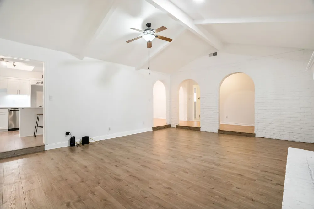 3105 Roundrock Trail Plano, TX 75075