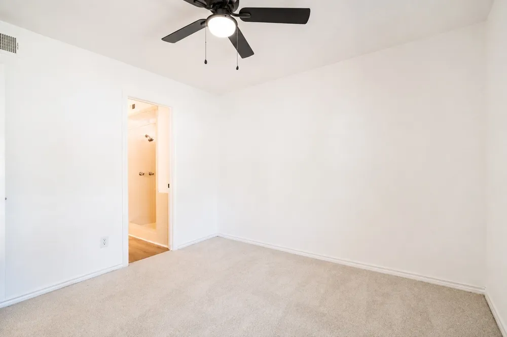 3105 Roundrock Trail Plano, TX 75075