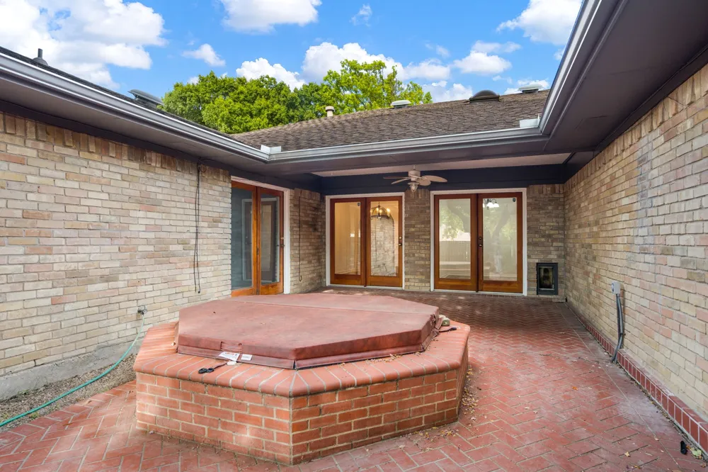 3105 Roundrock Trail Plano, TX 75075