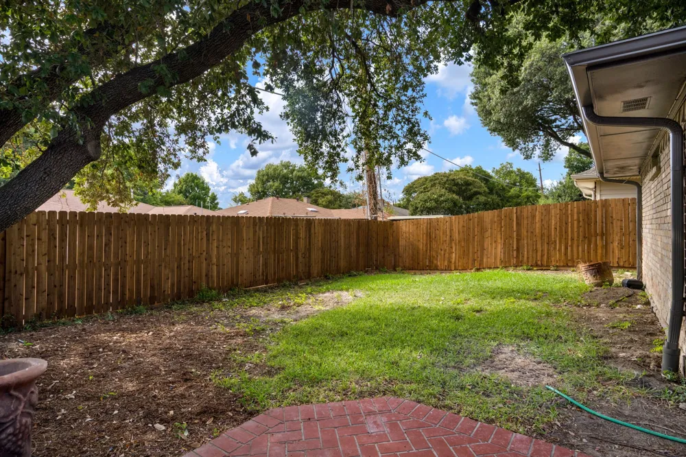 3105 Roundrock Trail Plano, TX 75075