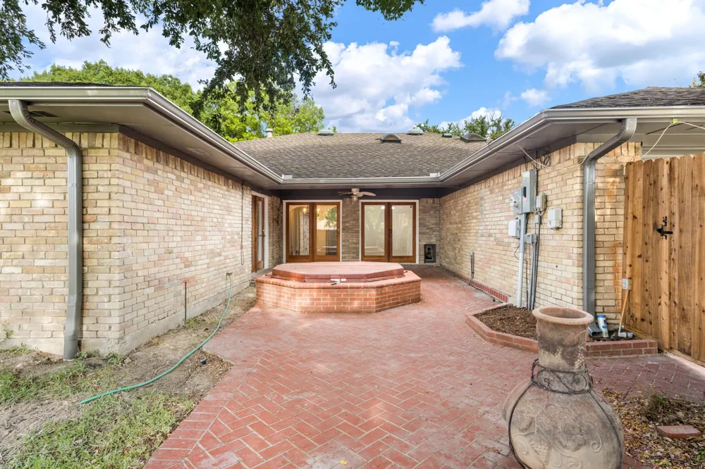 3105 Roundrock Trail Plano, TX 75075