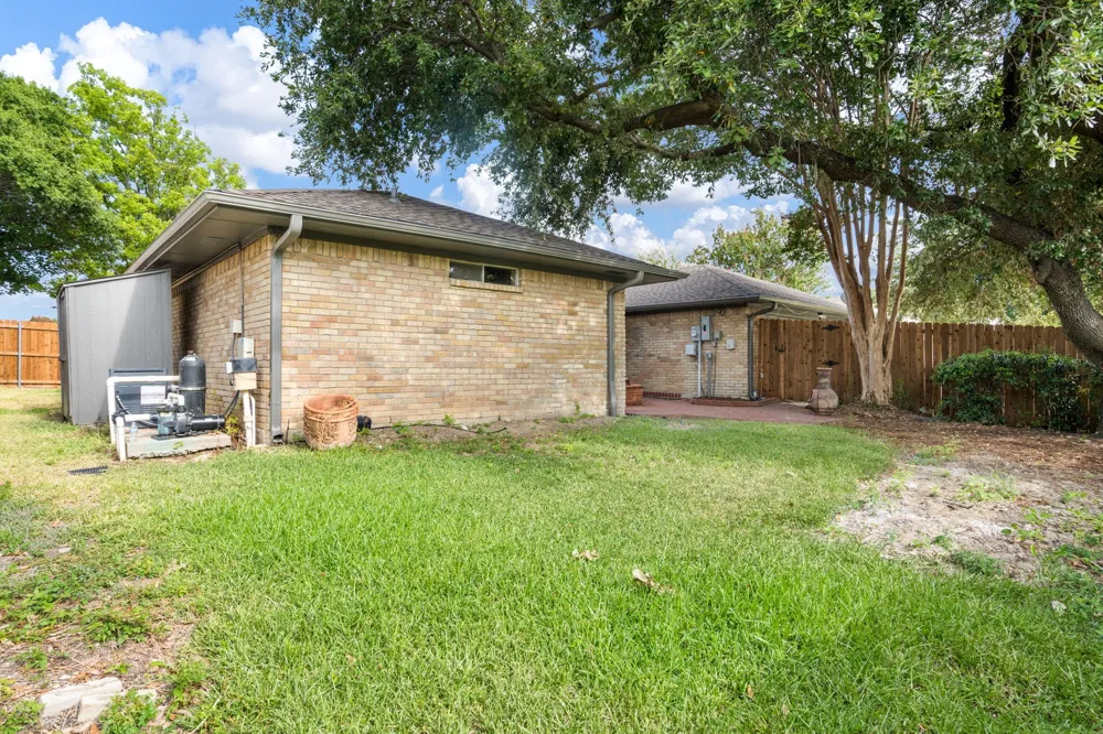 3105 Roundrock Trail Plano, TX 75075