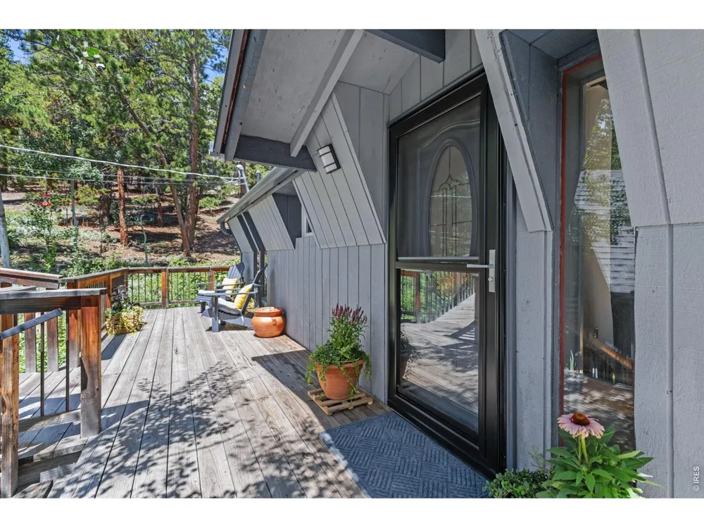 415 Upper Travis Gulch Road Black Hawk, CO 80422
