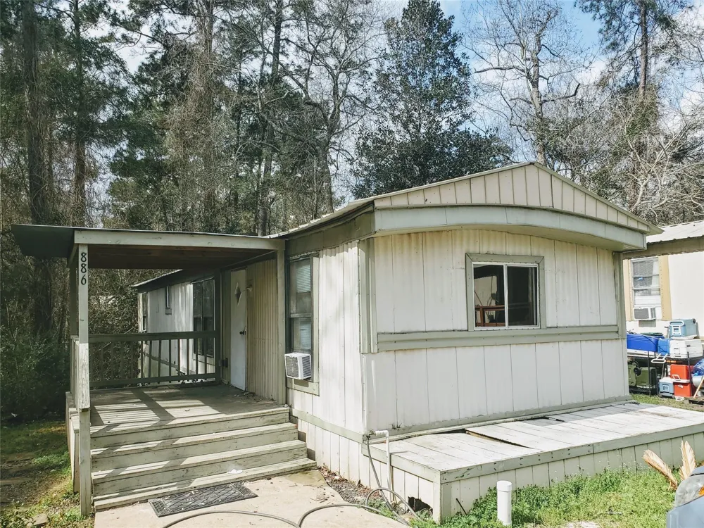 886 Queenswood Montgomery, TX 77316