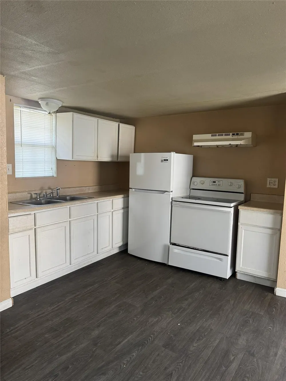 886 Queenswood Montgomery, TX 77316