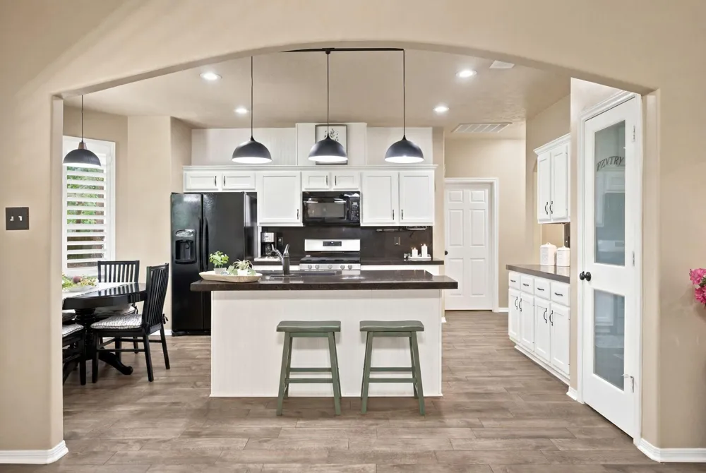 402 Fairbanks Drive Magnolia, TX 77354
