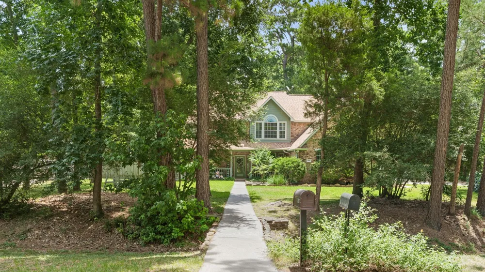 402 Fairbanks Drive Magnolia, TX 77354