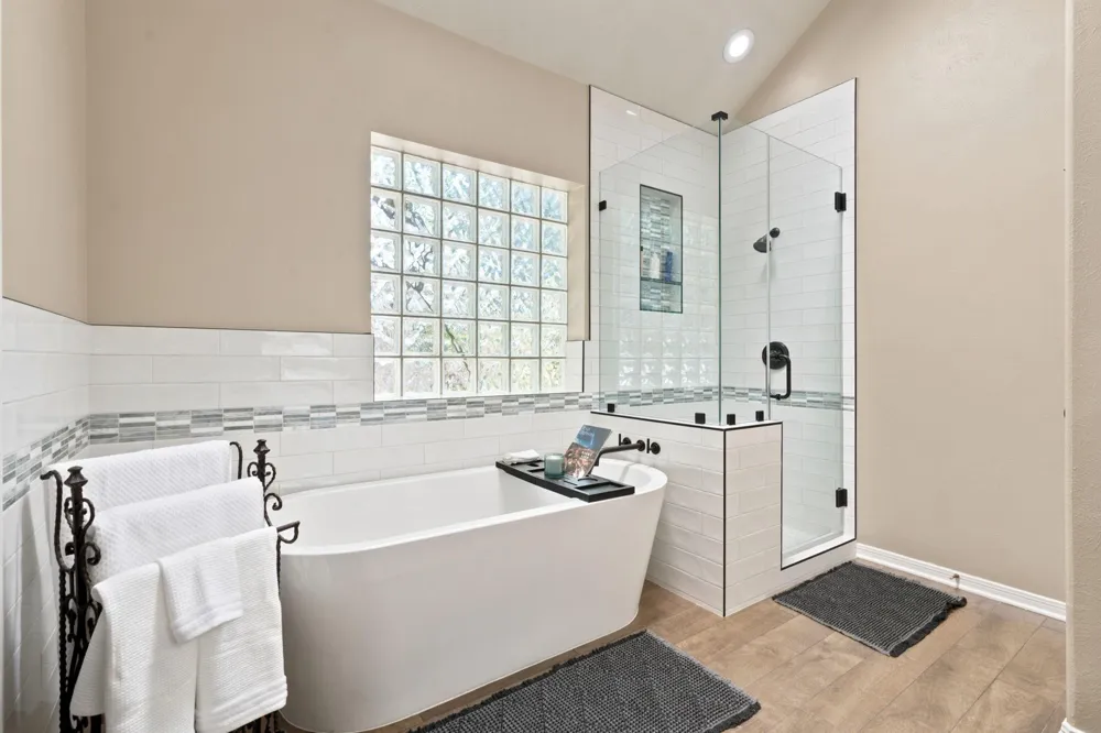 402 Fairbanks Drive Magnolia, TX 77354