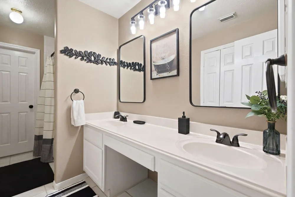 402 Fairbanks Drive Magnolia, TX 77354