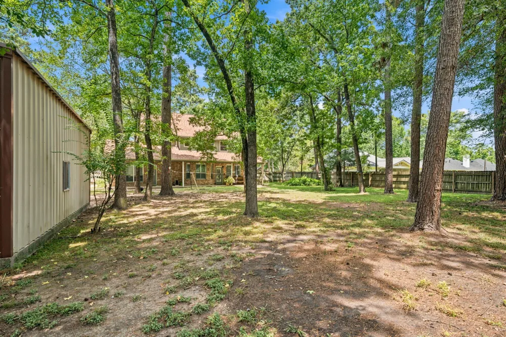 402 Fairbanks Drive Magnolia, TX 77354