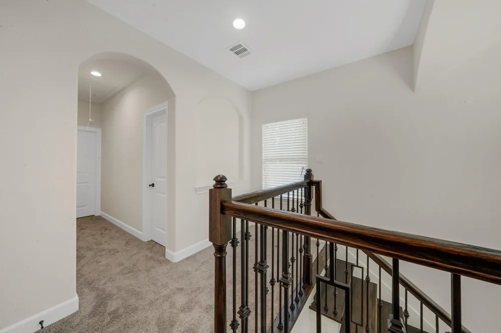 16936 W Ivanhoe Montgomery, TX 77316