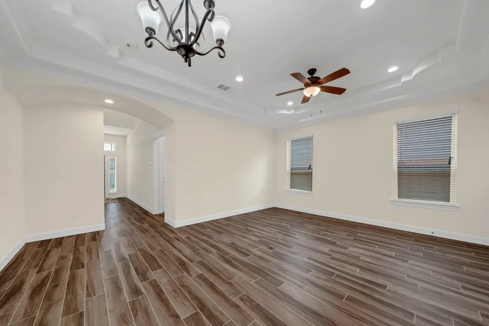 16936 W Ivanhoe Montgomery, TX 77316