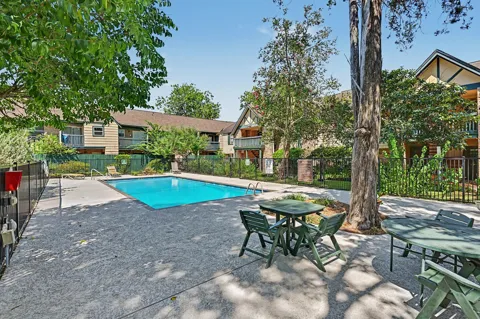 8211 Kingsbrook Road #205