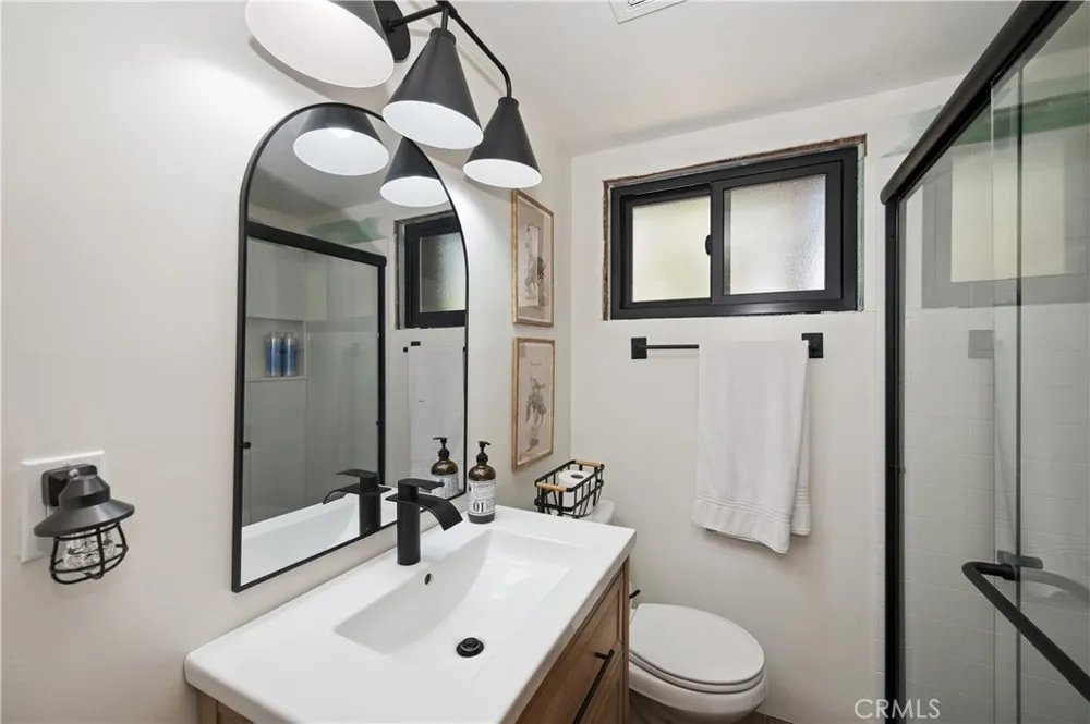 533 Villa Grove Big Bear City, CA 92314