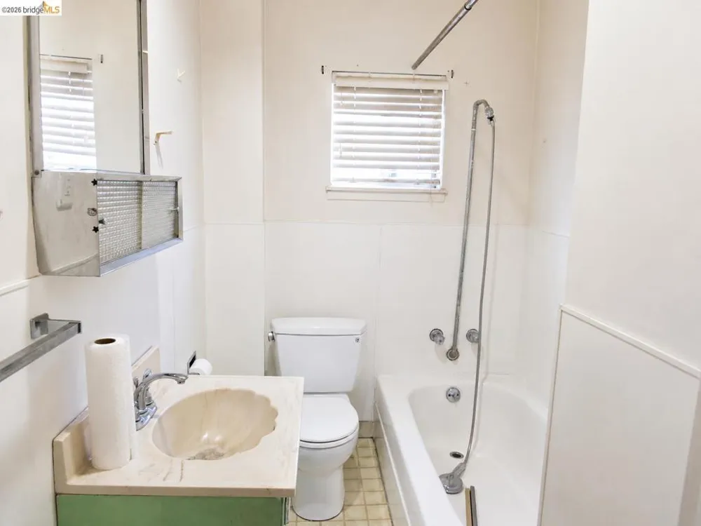 1315 84Th Ave Oakland, CA 94621
