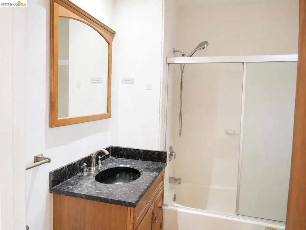 1315 84Th Ave Oakland, CA 94621