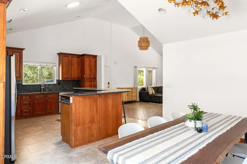 511 E Aliso Street Ojai, CA 93023