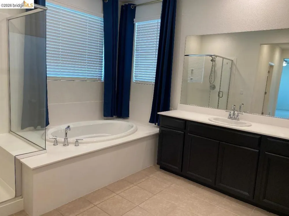 5449 Prewett Ranch Dr Antioch, CA 94531