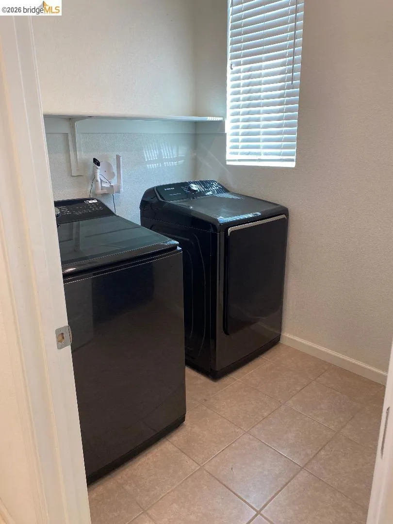 5449 Prewett Ranch Dr Antioch, CA 94531