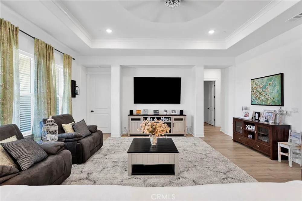 17220 Ta-Ki-Pi Road Apple Valley, CA 92307