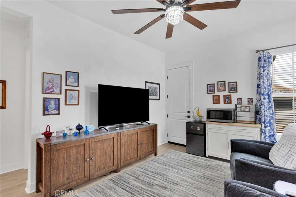 17220 Ta-Ki-Pi Road Apple Valley, CA 92307
