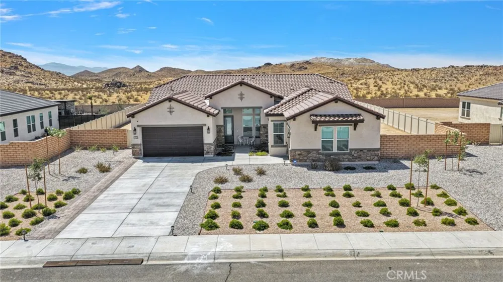 17220 Ta-Ki-Pi Road Apple Valley, CA 92307