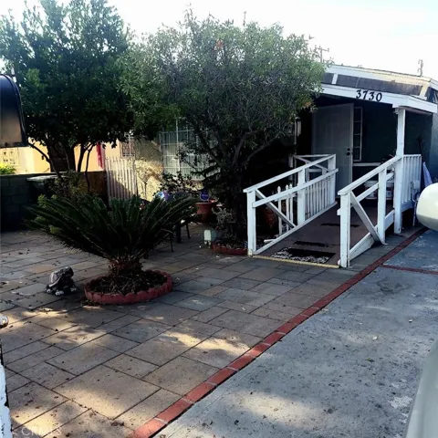 3730 E 56th