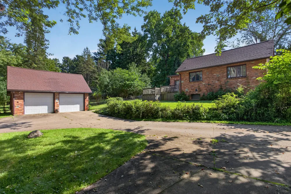 3650 Spring Arbor Road Jackson, MI 49201