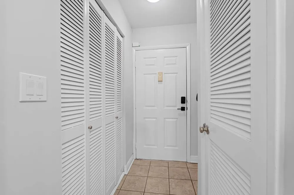 555 RIVERSIDE AVE Rutherford, NJ 07070