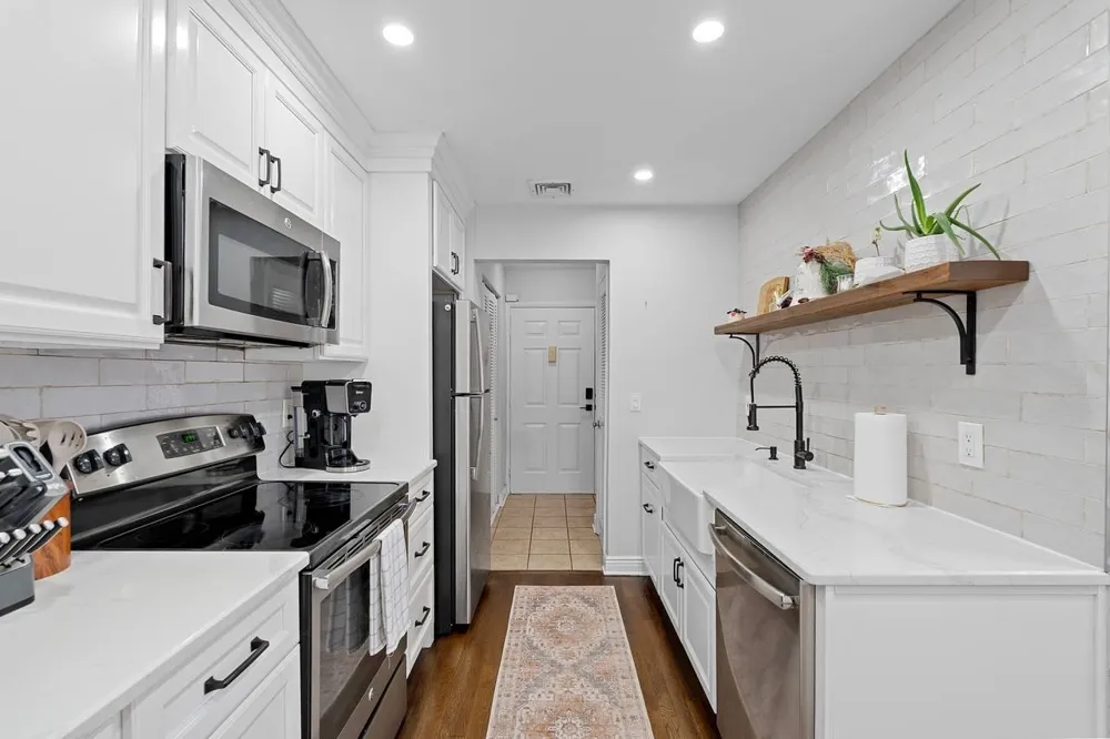 555 RIVERSIDE AVE Rutherford, NJ 07070