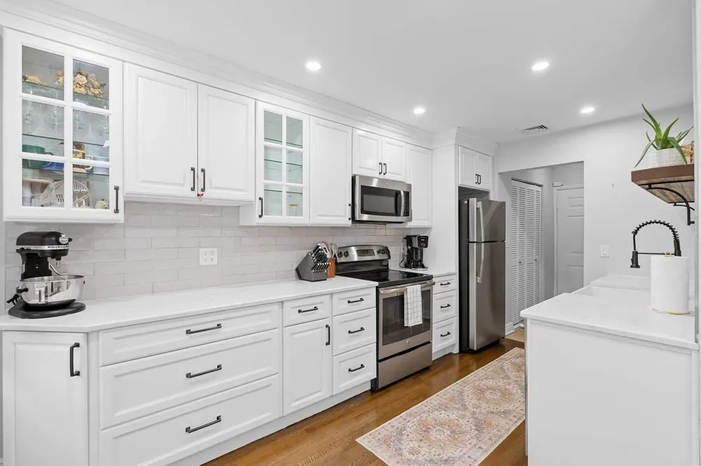 555 RIVERSIDE AVE Rutherford, NJ 07070