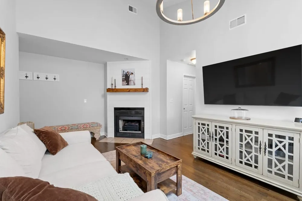 555 RIVERSIDE AVE Rutherford, NJ 07070