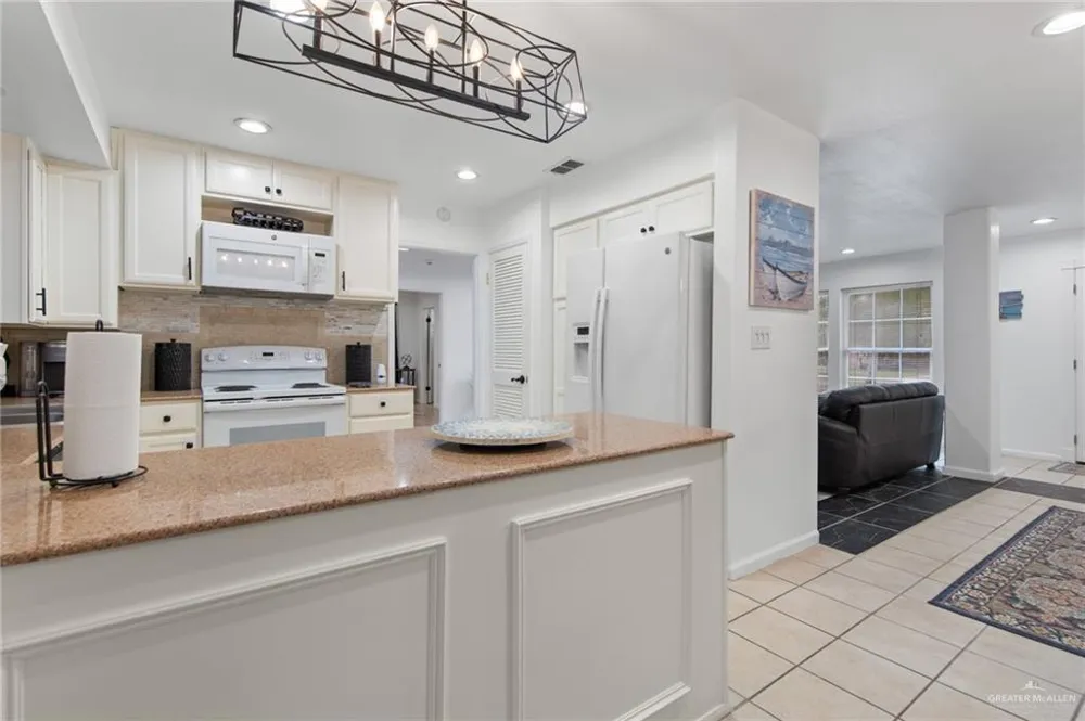 421 Mesquite Drive Laguna Vista, TX 78578