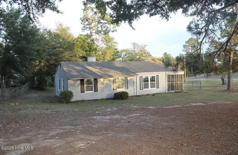 3060 Hawthorne Drive