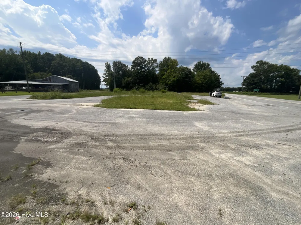 2313 Carolina 222 Greenville, NC 27834