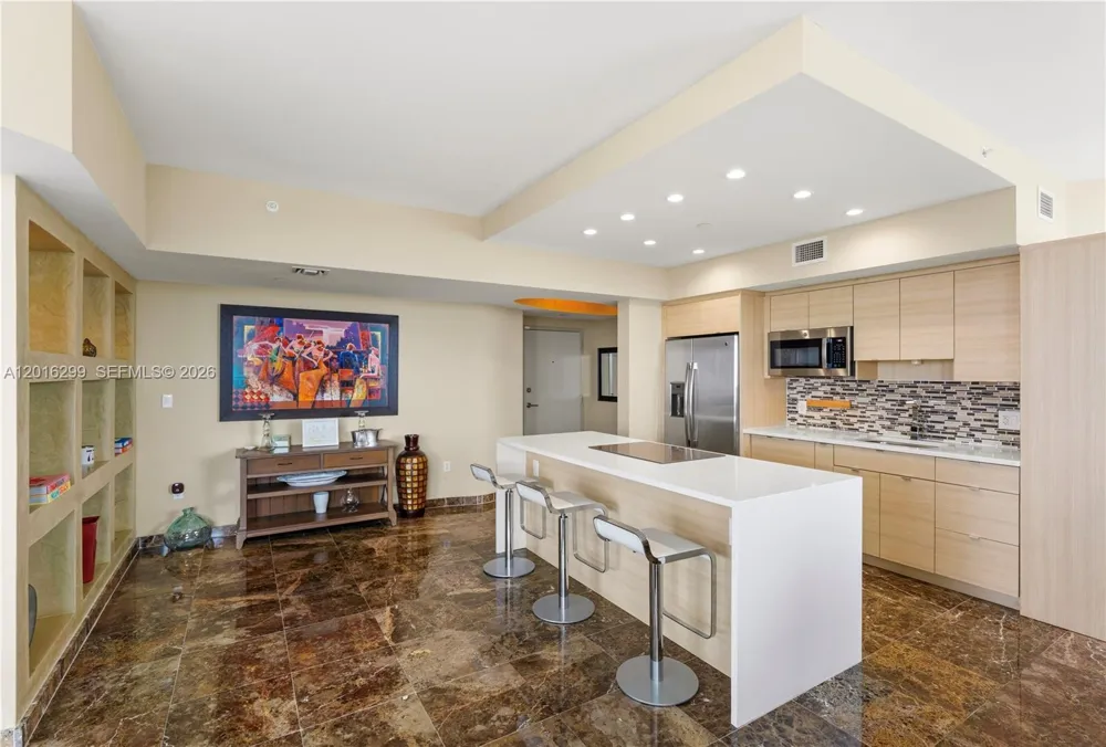 1330 West Ave #PH05 Miami Beach, FL 33139