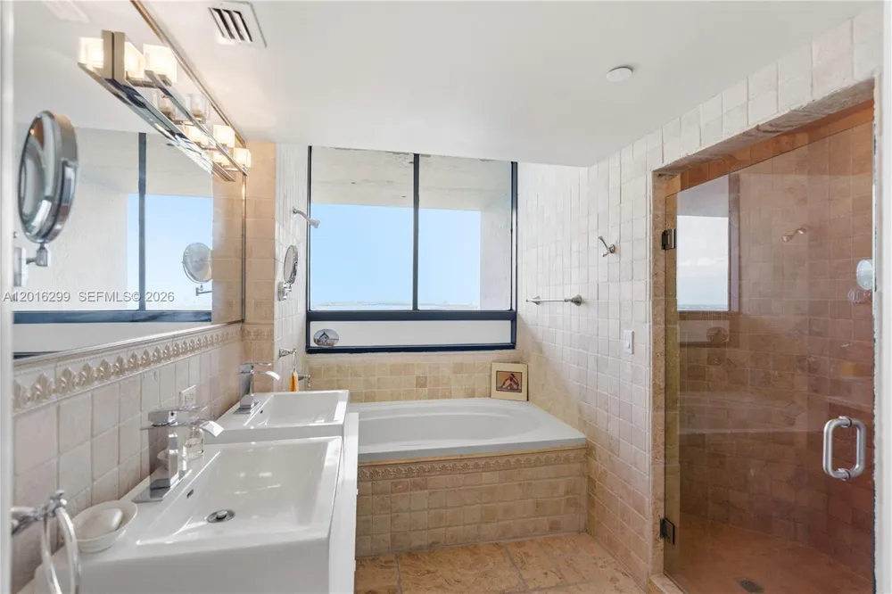 1330 West Ave #PH05 Miami Beach, FL 33139